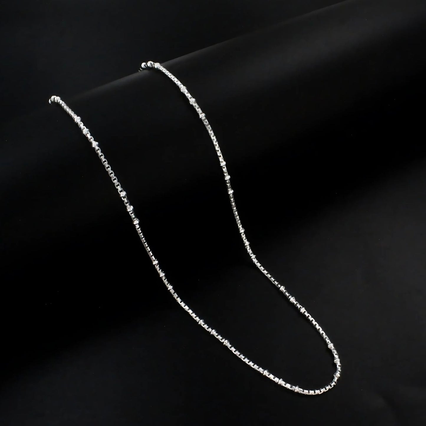 18" 925 Sterling Silver box design Neck Chain