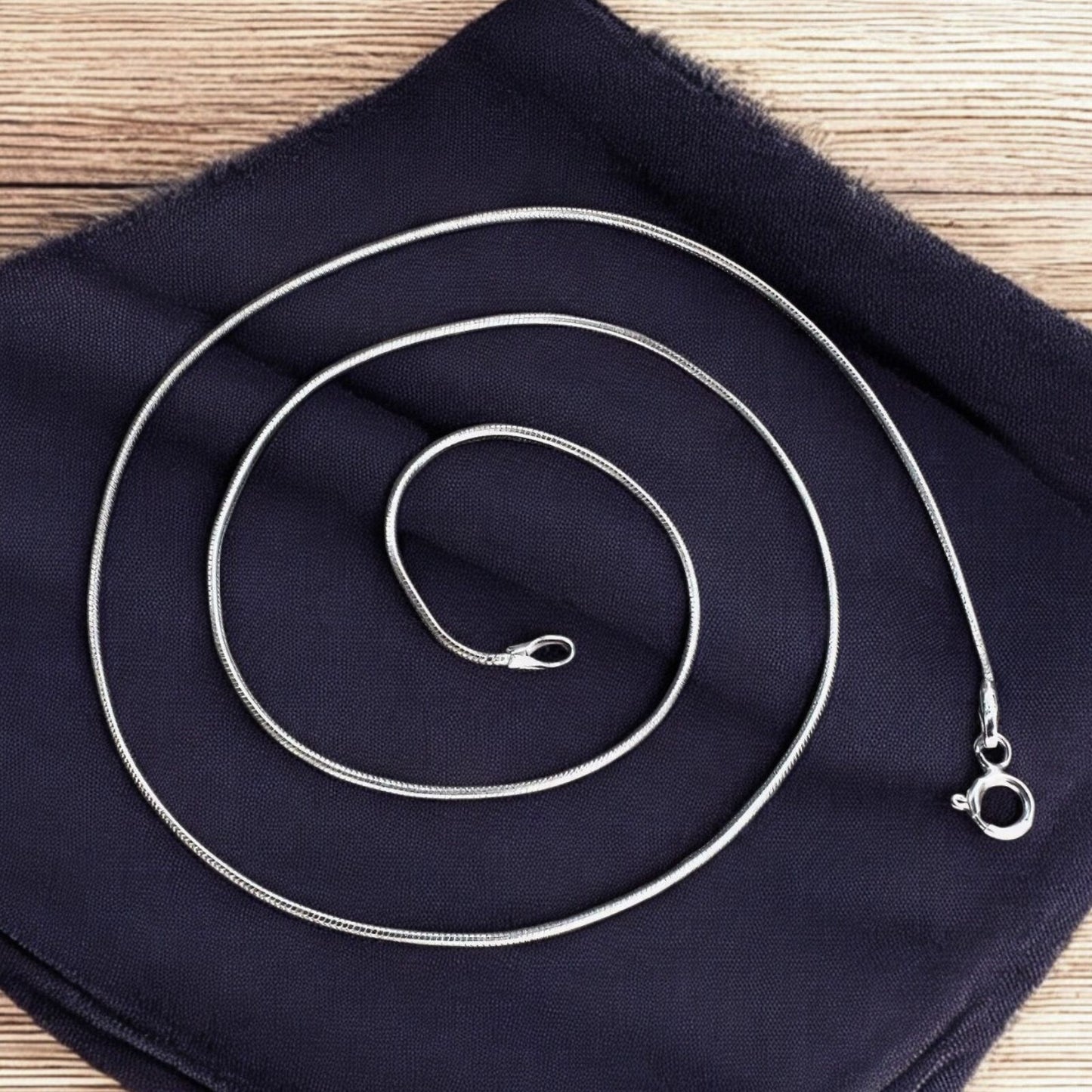 Daily wear 925 Sterling Silver snake style Neck Chain 16"