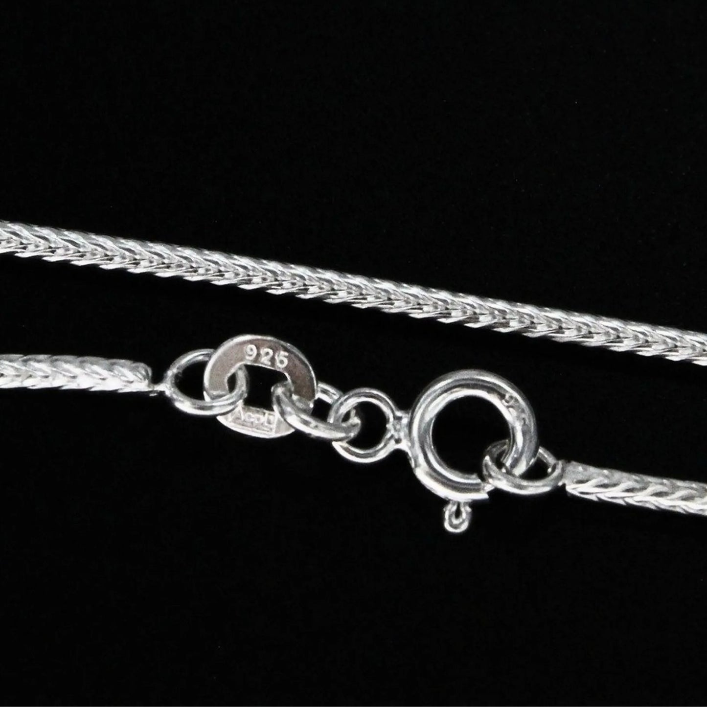 Excellent gifting 925 Sterling Silver V shape Neck Chain 18"