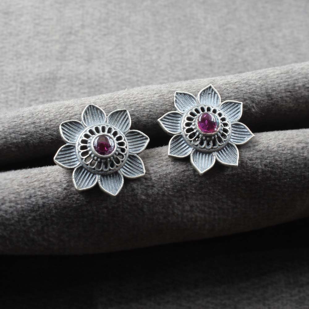 Garnet Oxidized outlet 925 Sterling Silver Earring