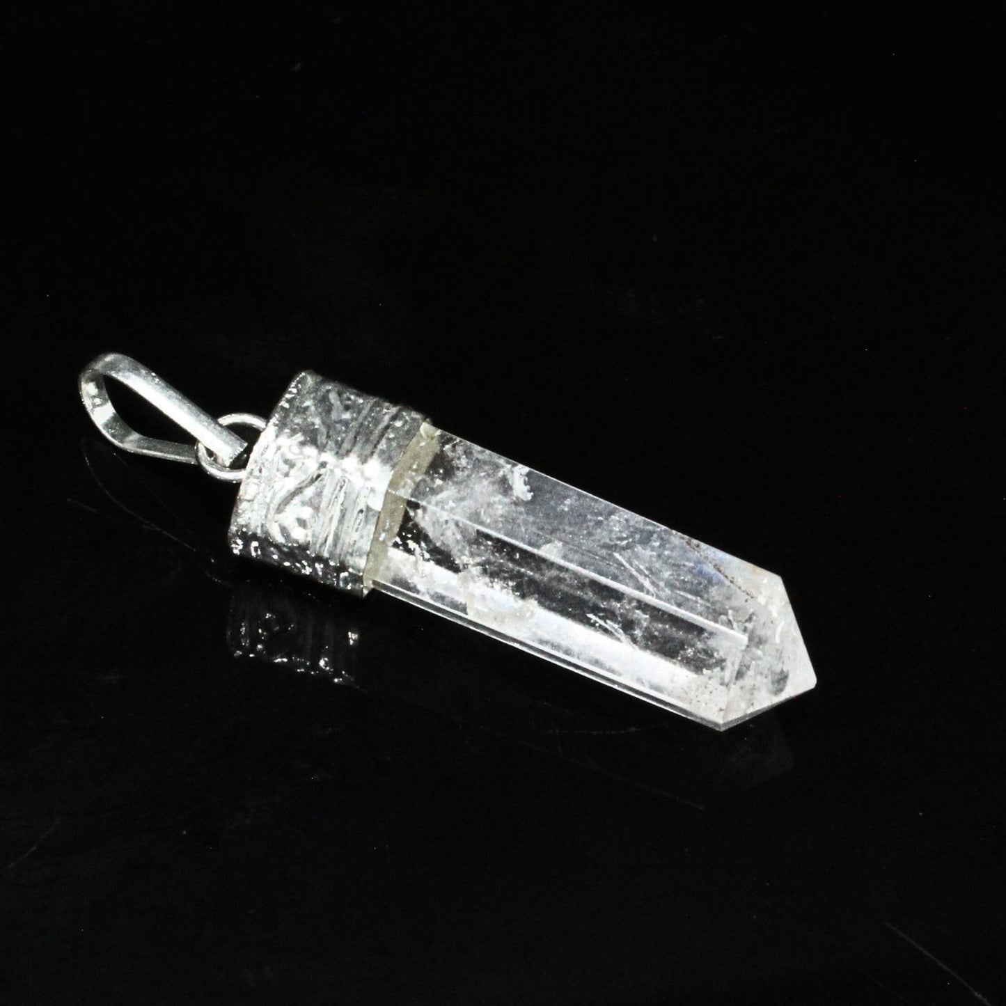 23Ct Natural Quartz Crystal Healing Point Pencil Pendant