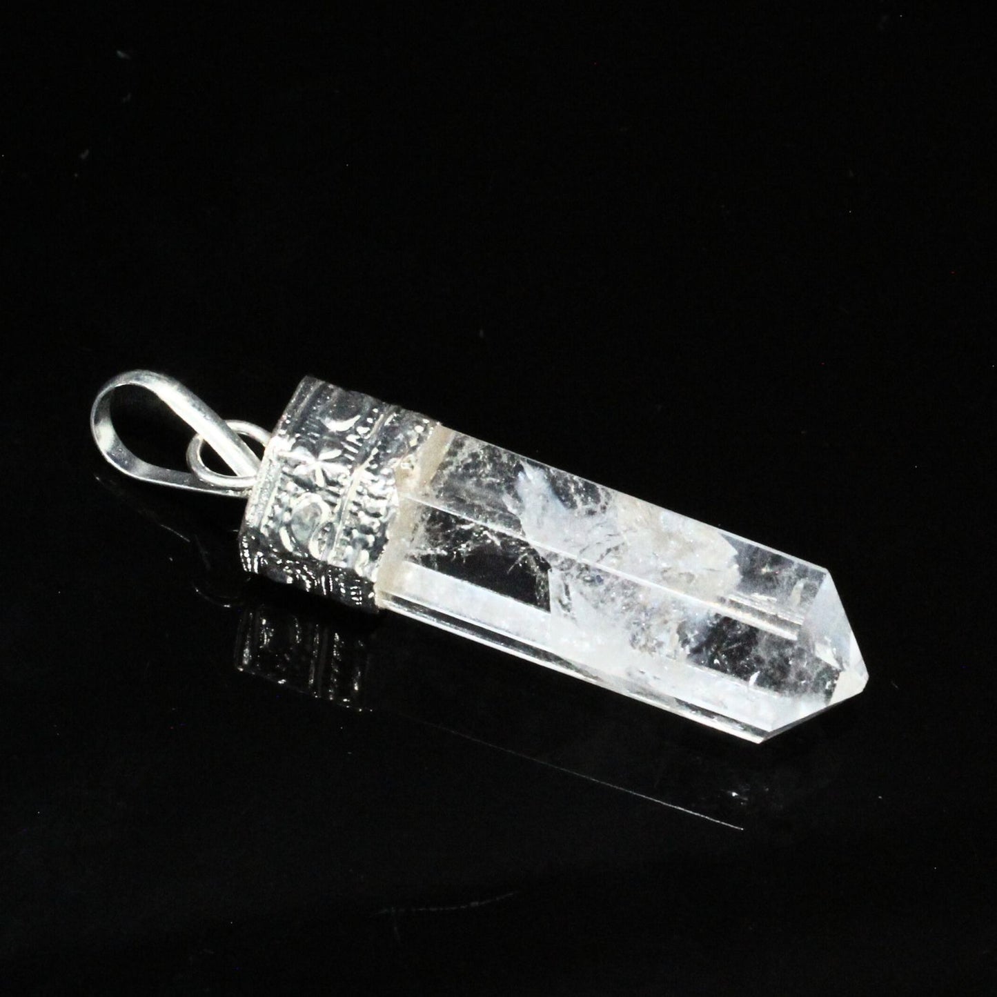 23.9Ct Natural Quartz Crystal Healing Point Pencil Pendant