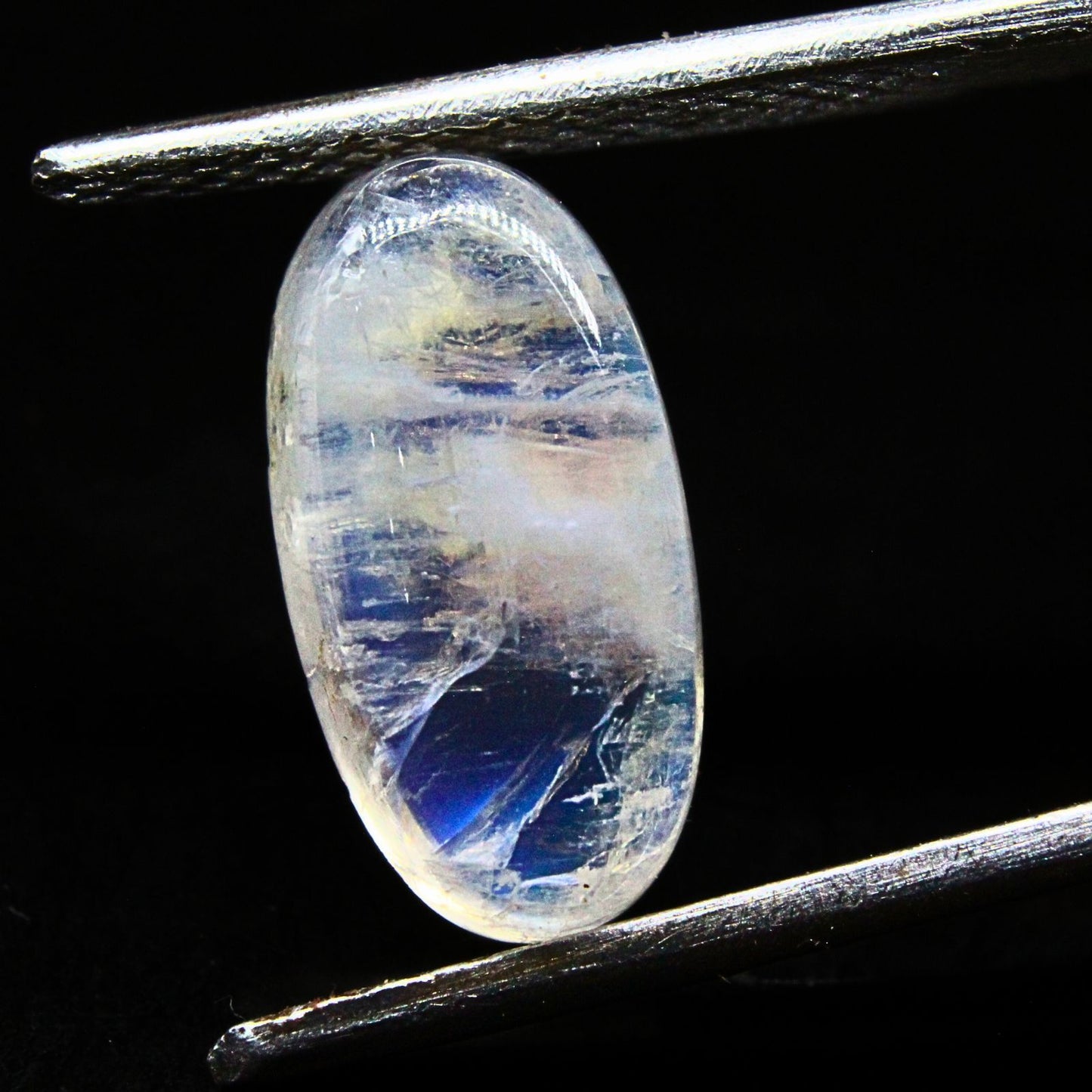 3.5Ct Natural Rainbow Moonstone Oval Cabochon Loose Gemstone