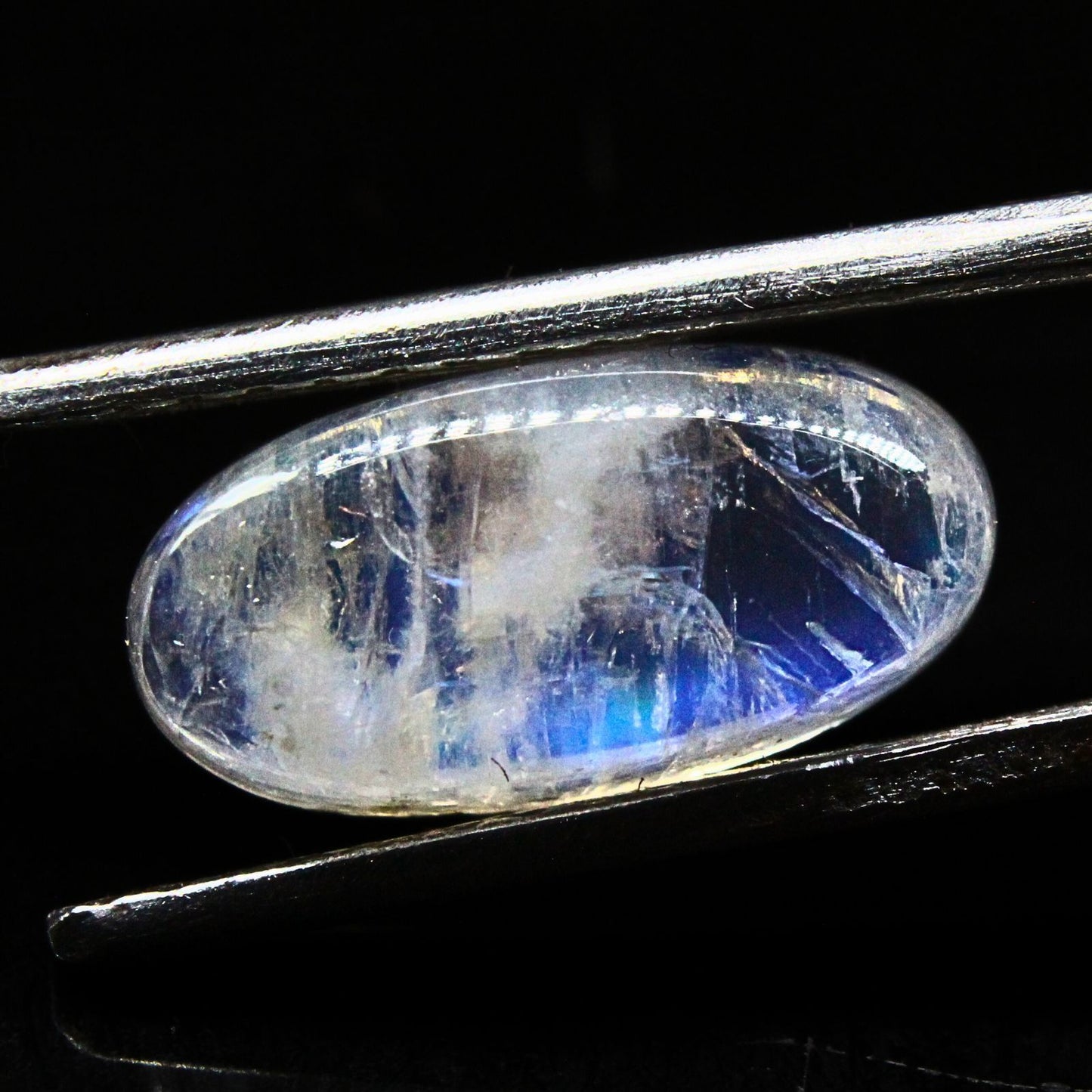 3.5Ct Natural Rainbow Moonstone Oval Cabochon Loose Gemstone
