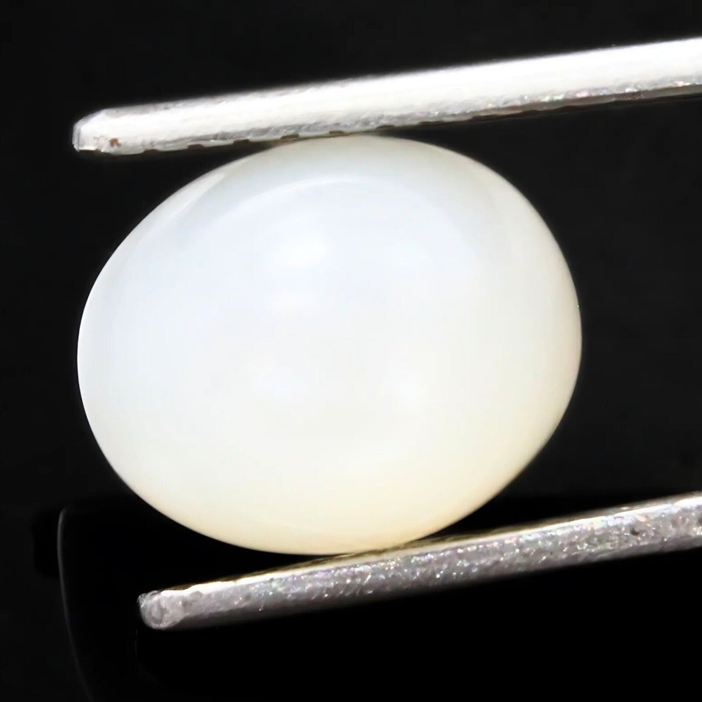 4.8Ct Natural Cloudy white Moonstone Oval Rashi Gemstone