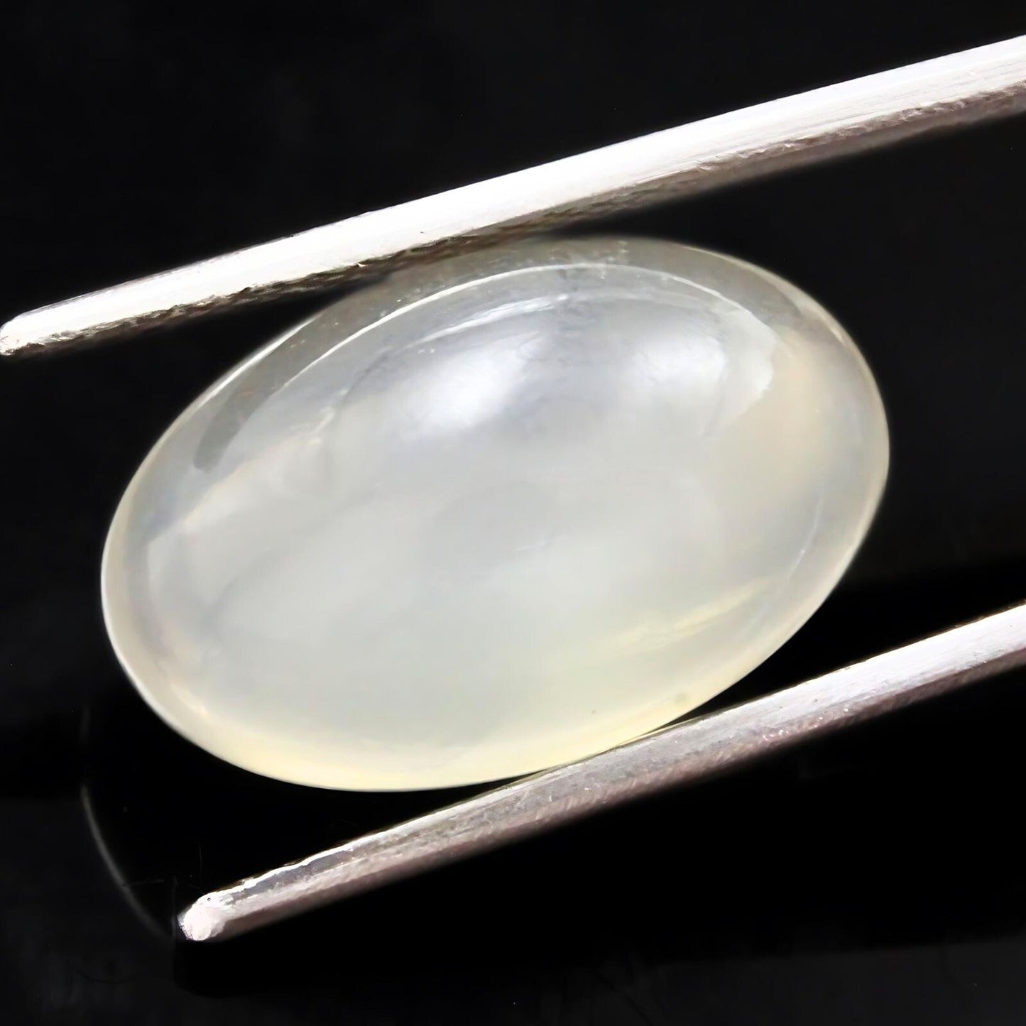 13.1Ct Natural Moonstone Oval Rashi Gemstone for Moon