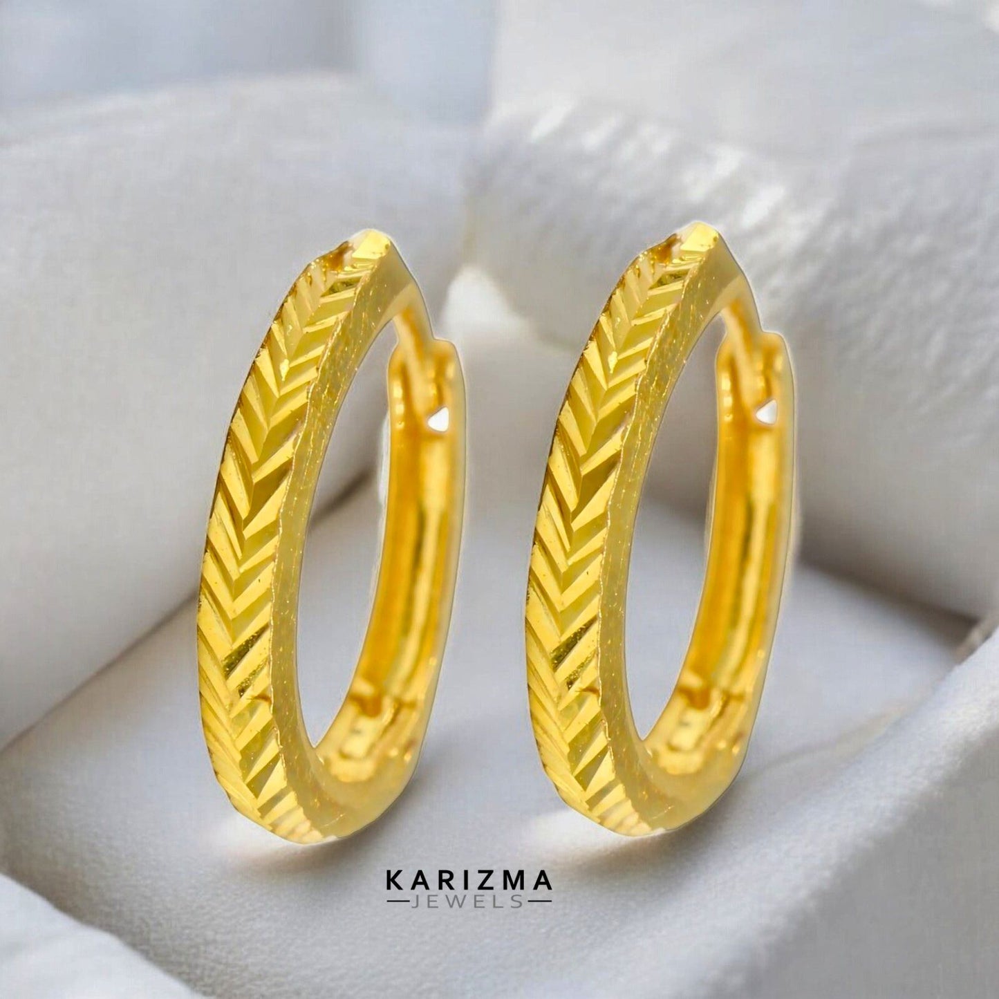 18K Real Gold women stylish Clicker Nose Ring - Earring Nose Hoop Ring 22g