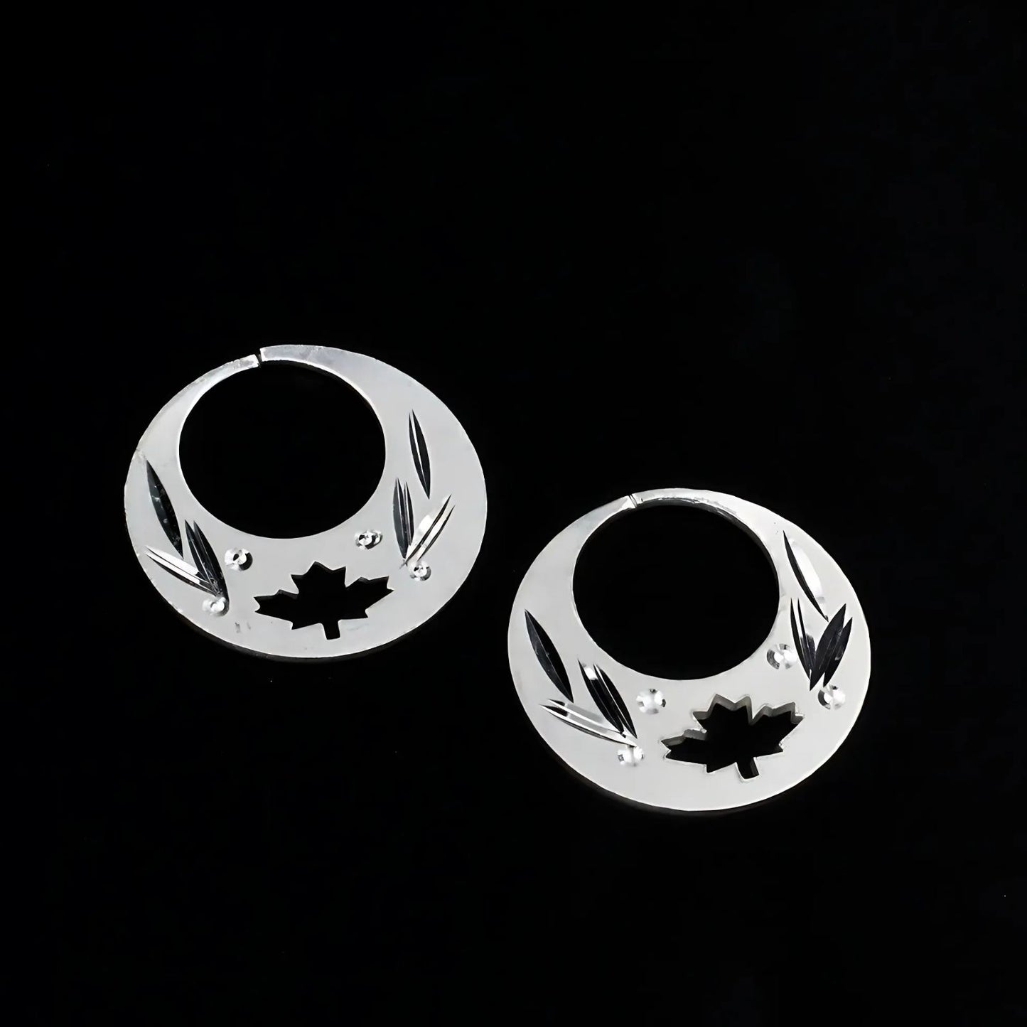 Real Sterling Silver Excellent Round Moon Shaped Nattiyan (Nanti) earring for Men
