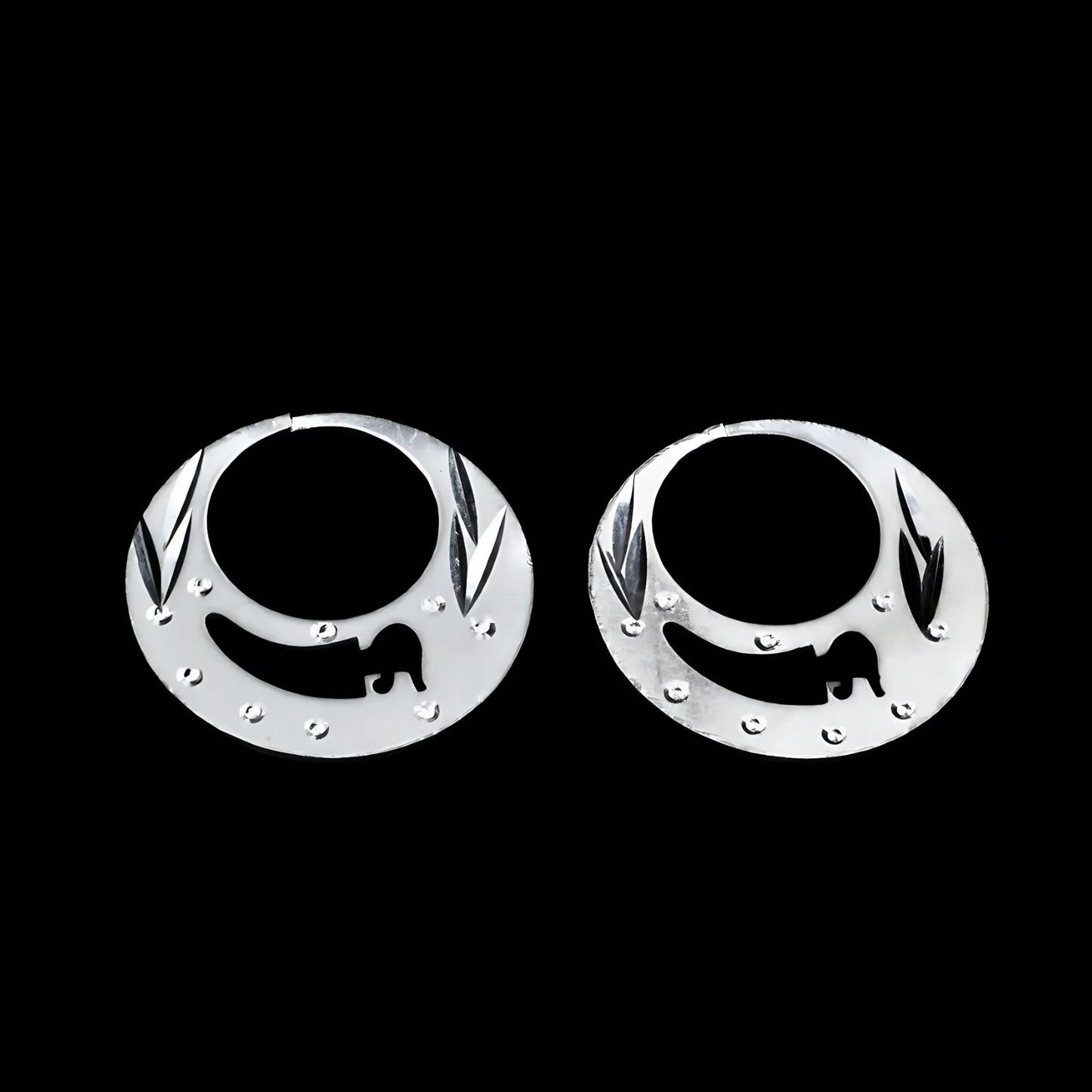 Unique trendy Real Sterling Silver Round Moon Shaped Nattiyan (Nanti) earring for Men