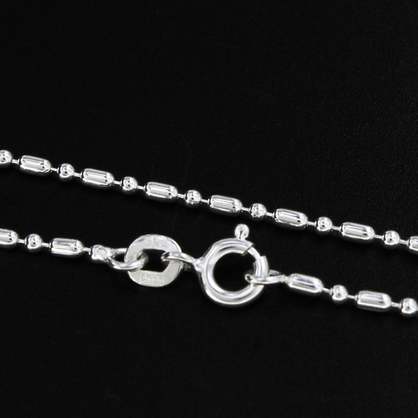 925 Sterling Silver Slim Tube Bar Neck Chain 18"