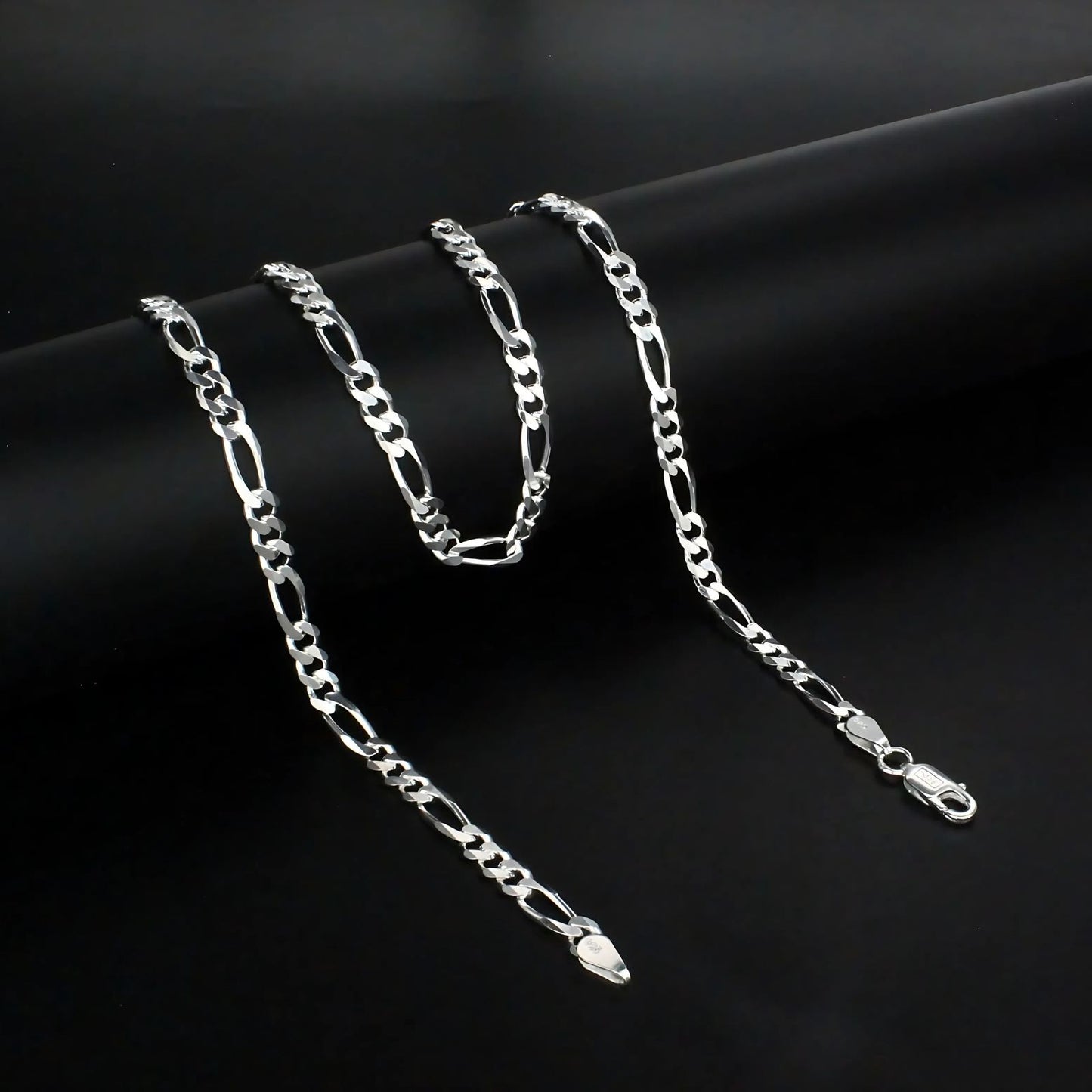 925 Sterling Silver excellent gifting Figaro Link Neck chain 24"