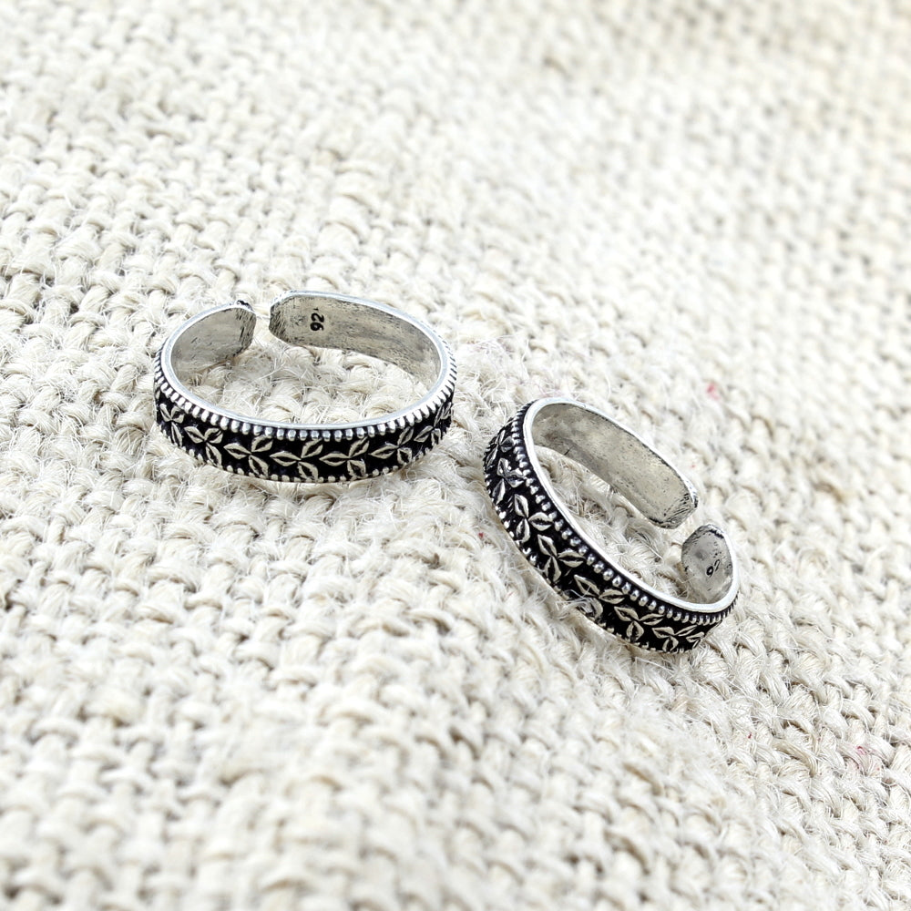 Real Sterling Silver Oxidized foot toe rings - Pair