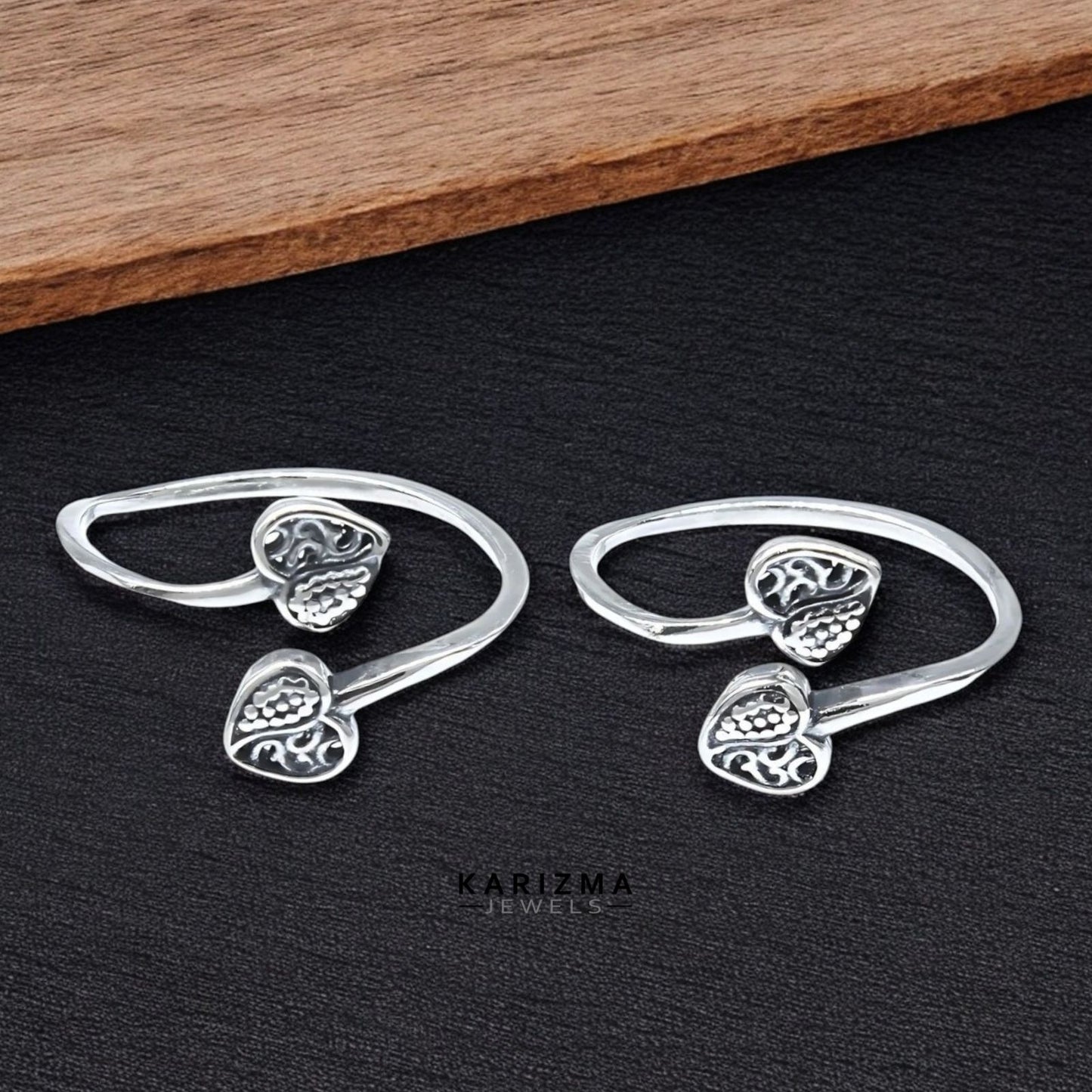 925 Real Sterling Silver women pretty Heart design Oxidized Toe Ring - Pair