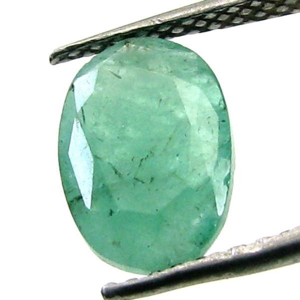 Certified 2.02Ct Natural Green Oval (Panna) Oval Cut Gemstone