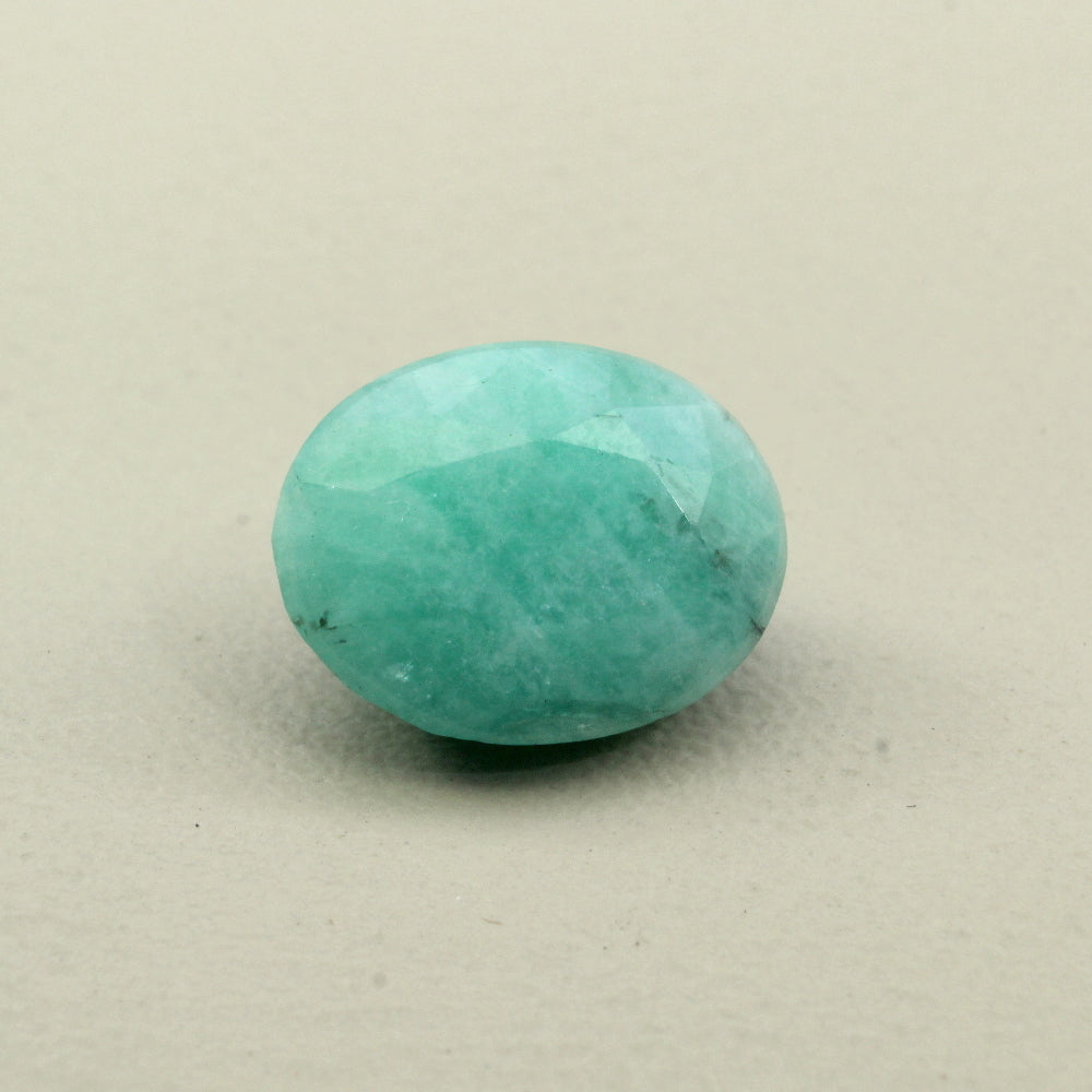Certified 6.07Ct Natural Green Oval (Panna) Oval Cut Gemstone