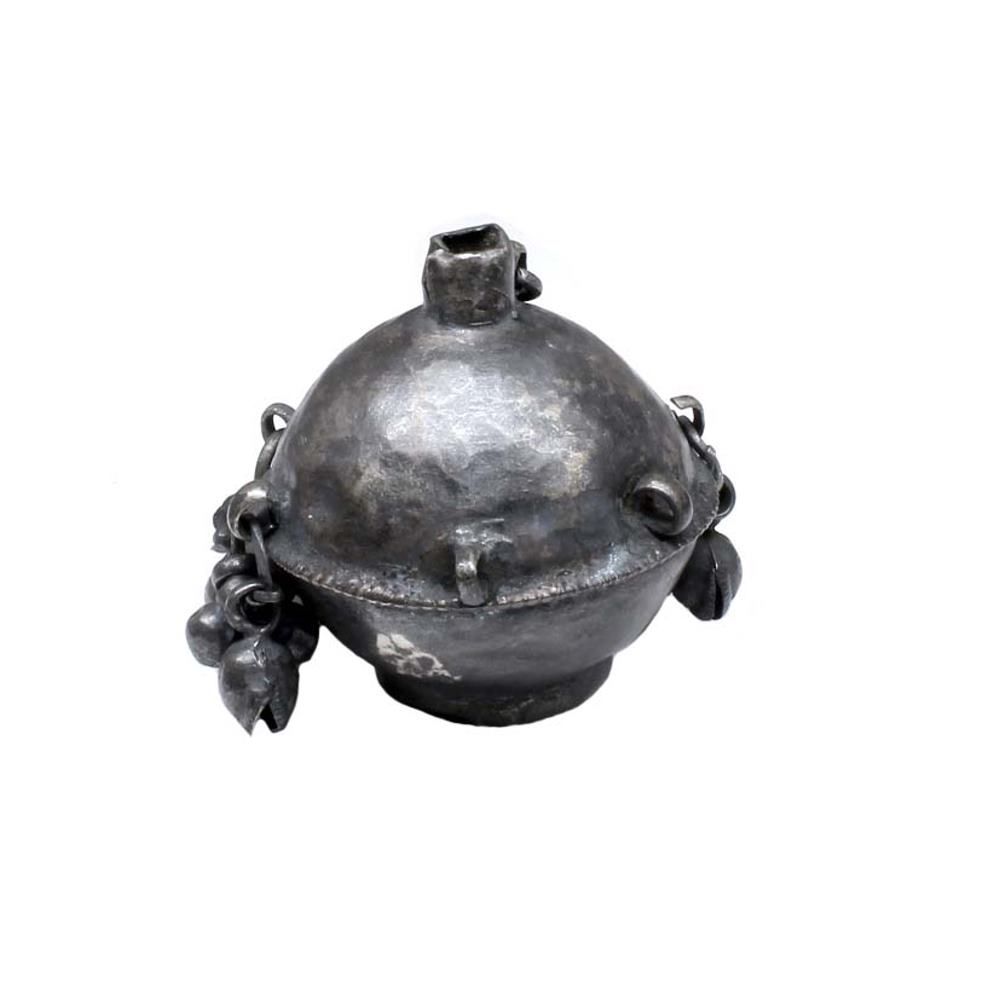 Pure silver Antique old container sindoor surma box