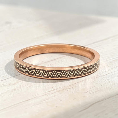 Triangular Pattern Heavy Flat Engraved Copper Kada for Men