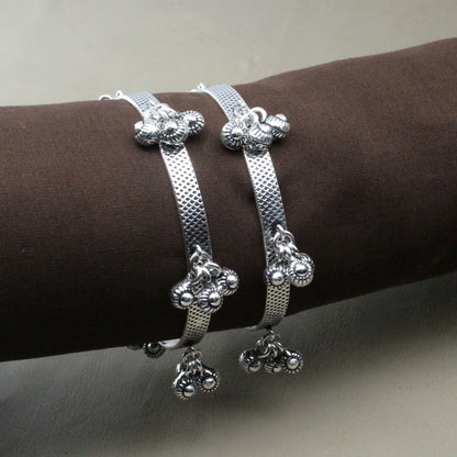 Real 925 Silver with jingle Bells Women Oxidized Bangles Pair