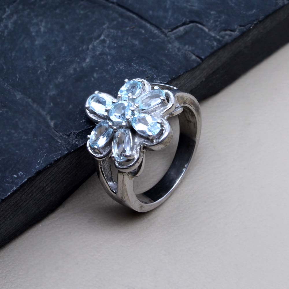 Flower Style 925 Sterling Silver Ring Platinum Finish