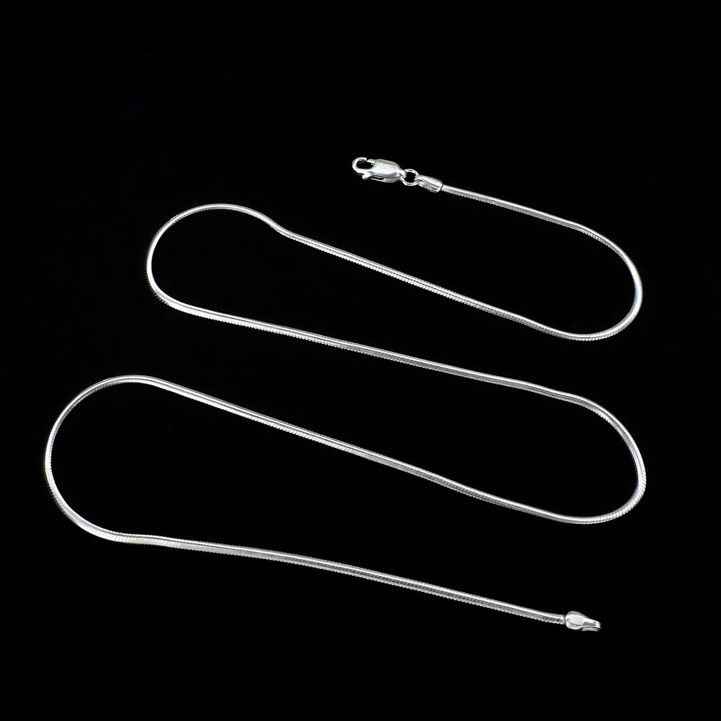 18" 925 Sterling Silver snake style Neck Chain
