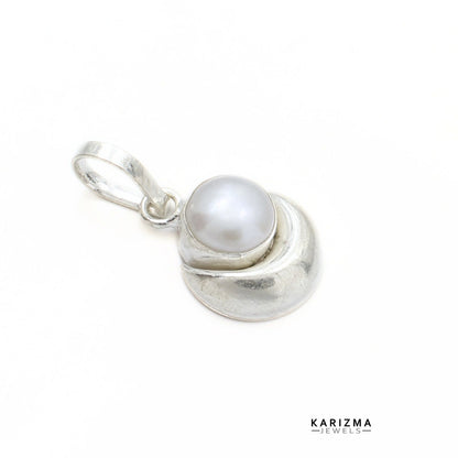 Moon shaped Natural Pearl silver Pendant for Astrology