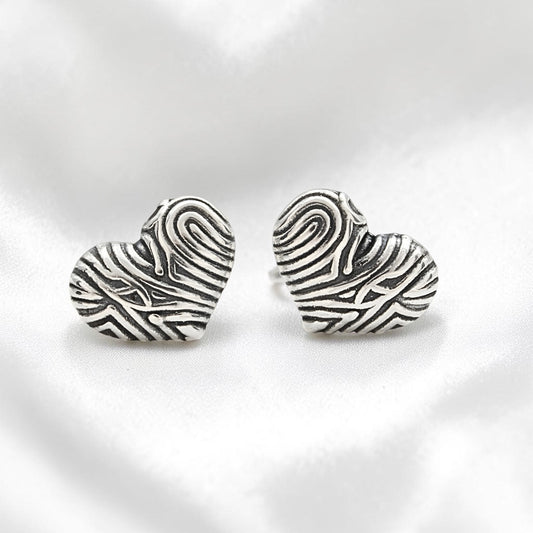Love Heart 925 Silver Stud Earrings Perfect Little Gift of Women & Girls
