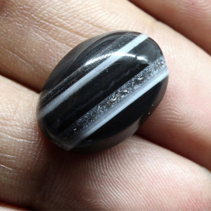 11.90Ct Natural Black Sulemani Hakik Oval Gemstone