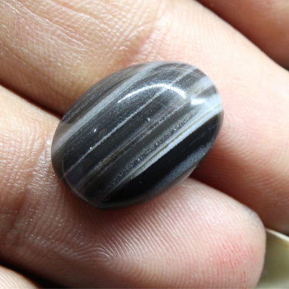 8.35Ct Natural Grey Sulemani Hakik Oval Gemstone