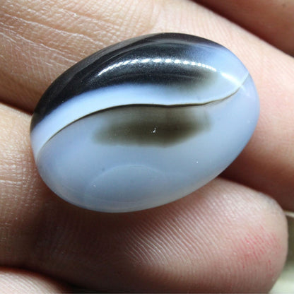 14.5Ct Natural Grey Sulemani Hakik Oval Gemstone