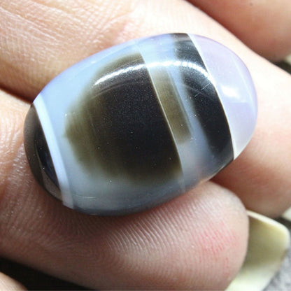 17.35Ct Natural Grey Sulemani Hakik Oval Gemstone