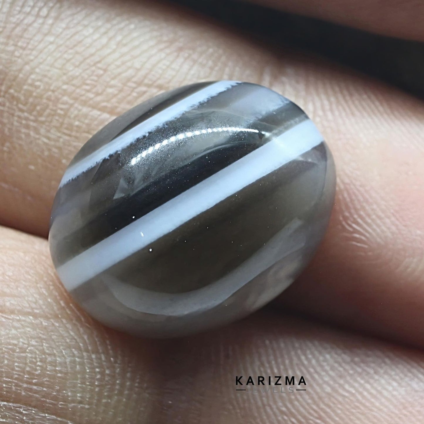 12.2Ct Natural Grey Sulemani Hakik Oval Gemstone