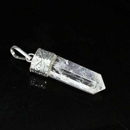 23Ct Natural Quartz Crystal Healing Point Pencil Pendant