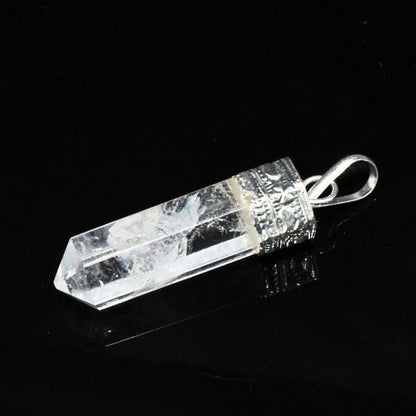 23.9Ct Natural Quartz Crystal Healing Point Pencil Pendant