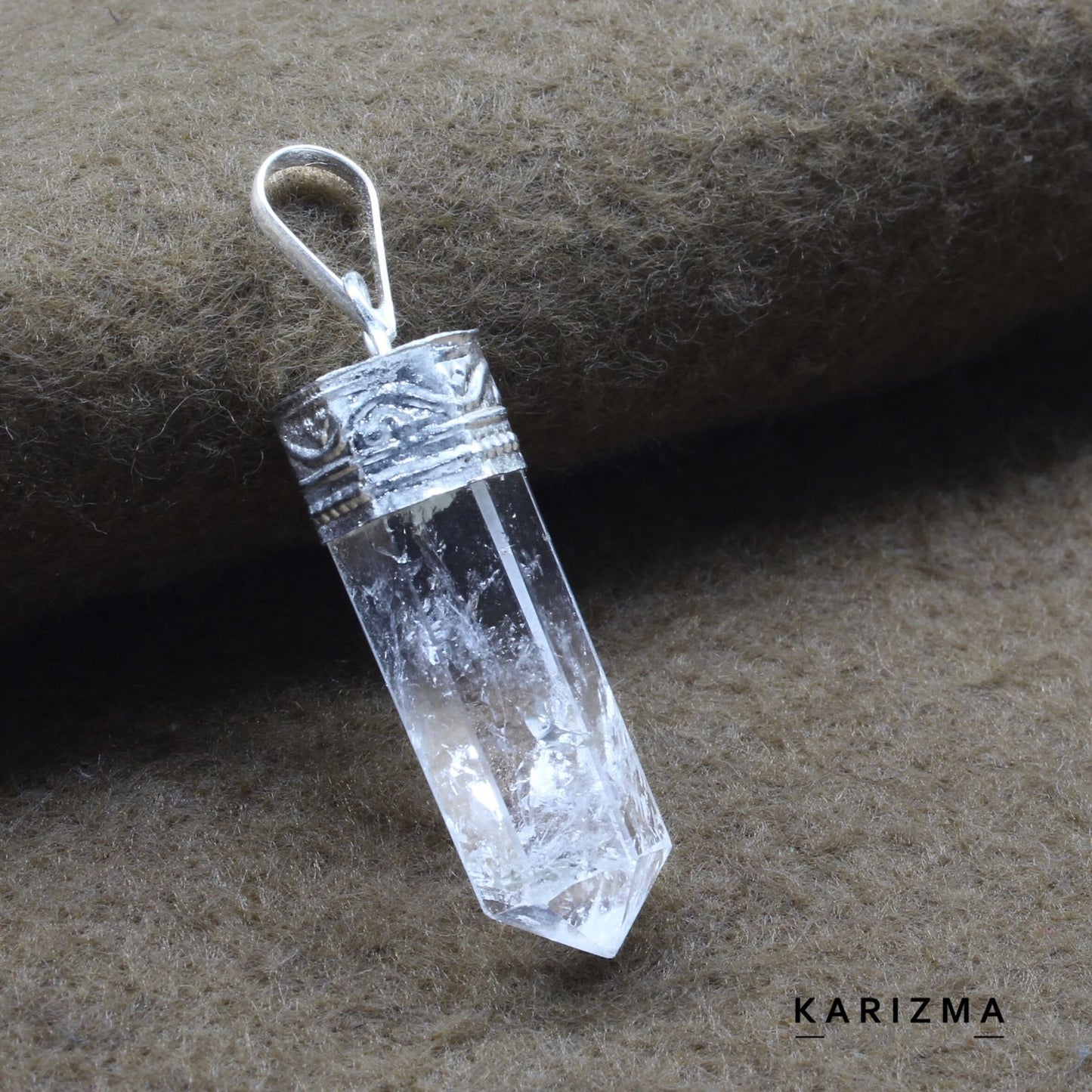 23.7Ct Natural Quartz Crystal Healing Point Pencil Pendant