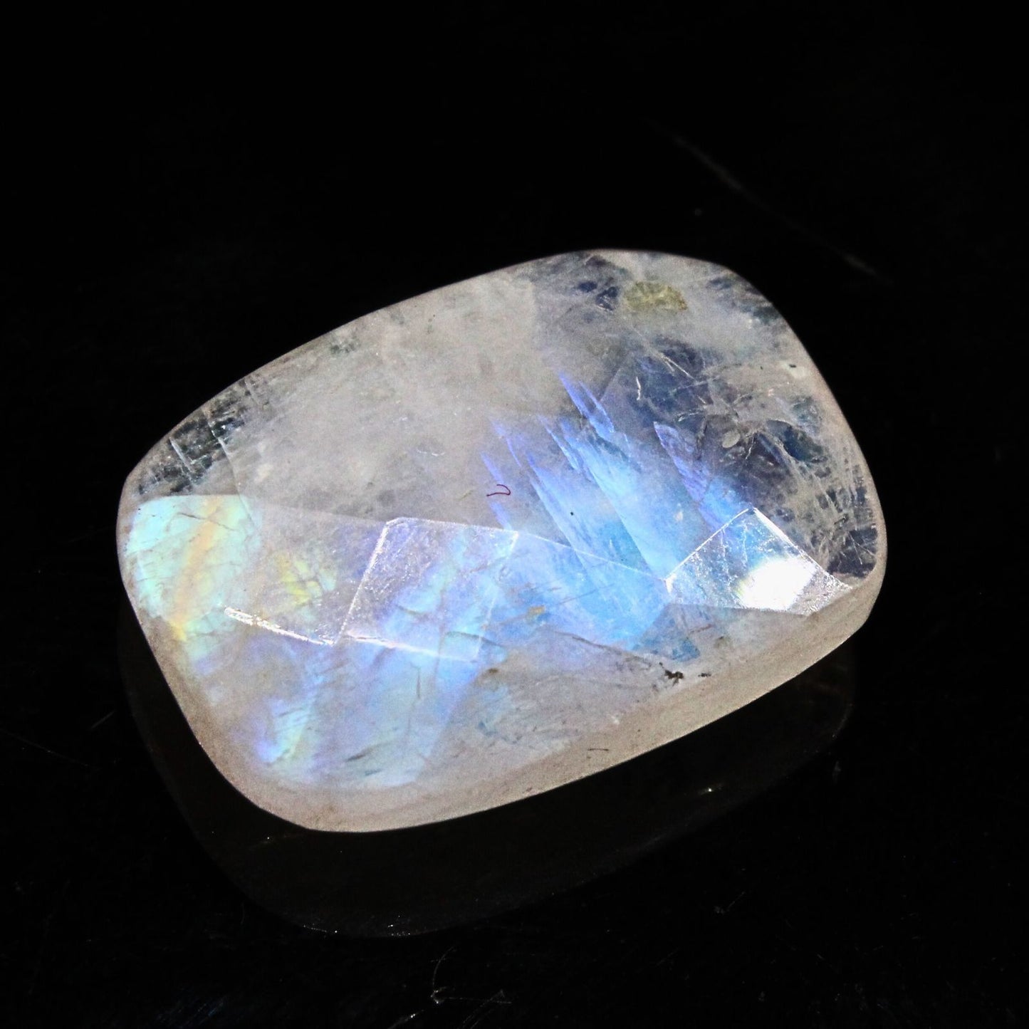 5.1Ct Natural Rainbow Moonstone Cushion Cut Gemstone