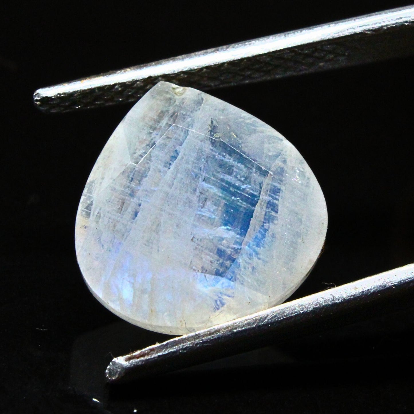 4.6Ct Natural Rainbow Moonstone Pear shape Gemstone