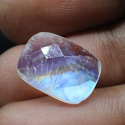 4.9Ct Natural Rainbow Moonstone Cushion Cut Gemstone