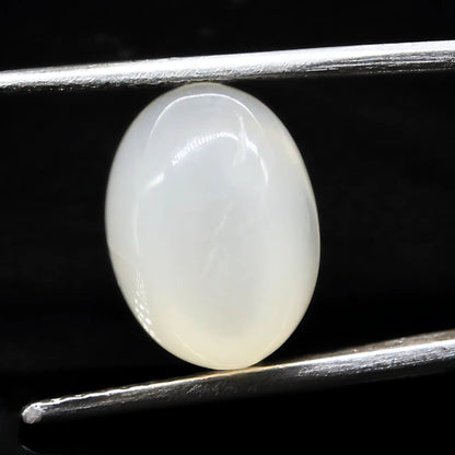 4.8Ct Natural white Moonstone Oval Rashi Gemstone
