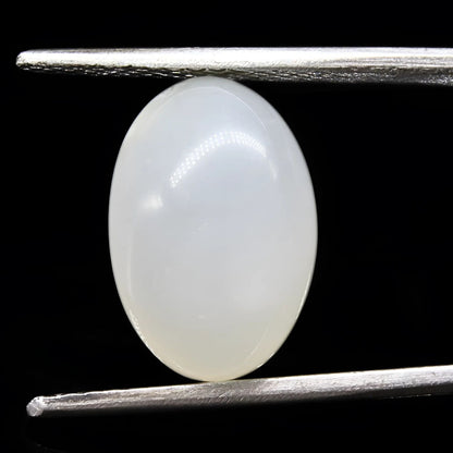 5.7Ct Natural Cloudy white Moonstone Oval Rashi Gemstone