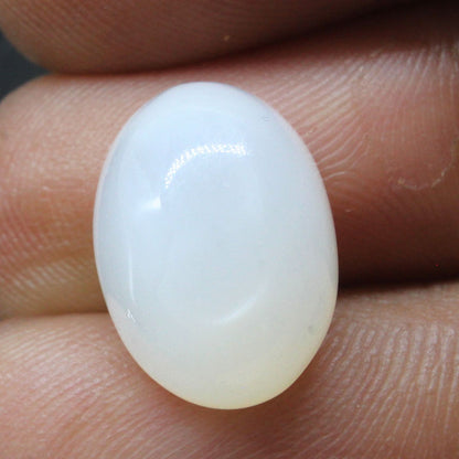 5.4Ct Natural white Moonstone Oval Rashi Gemstone