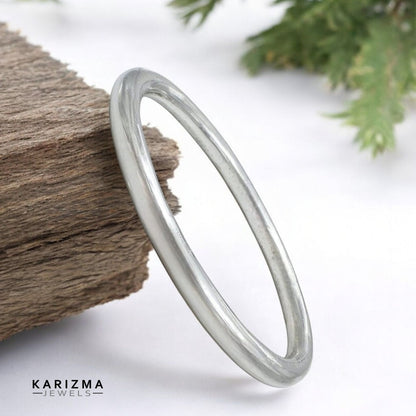 Jointless Solid Plain Round Silver Bangle kada