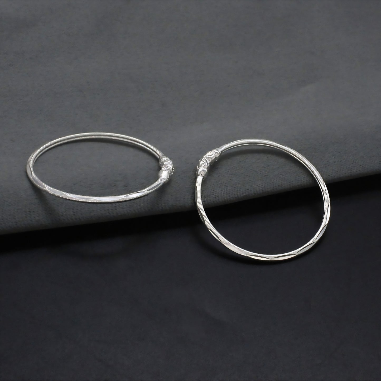 Classic Design Silver Kids Bangles Pair for Daily Wear