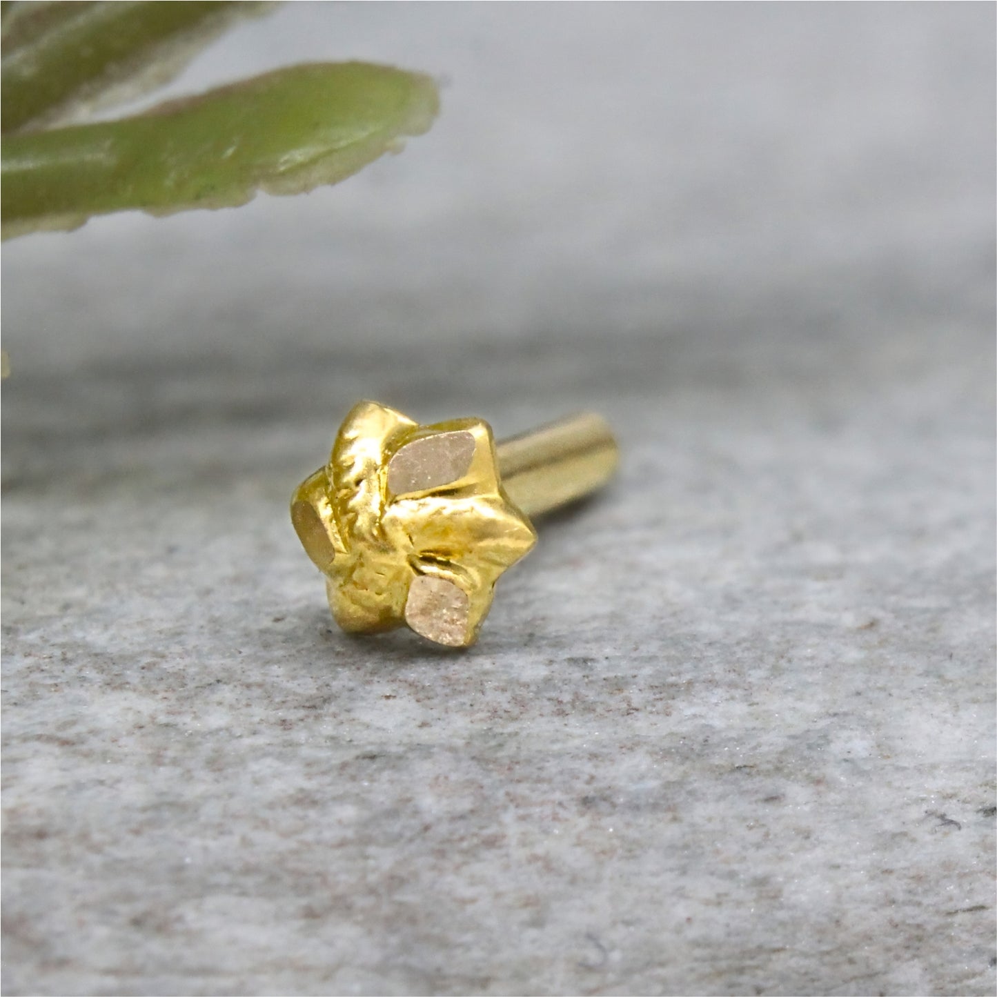 18K Real Gold Minimal Star Nose Piercing Stud