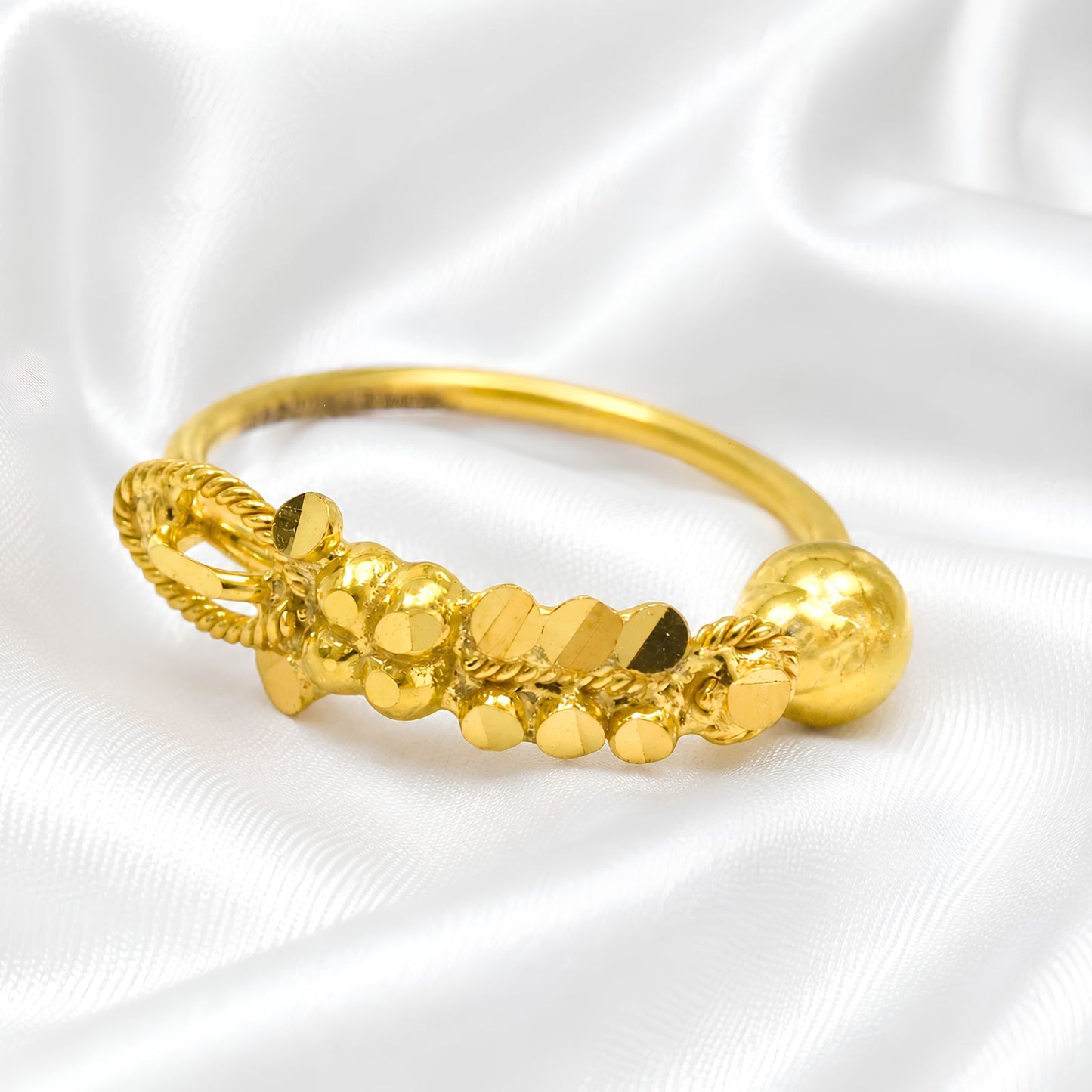 18K Gold Nose Ring – Stylish Traditional Nose Ring for Women