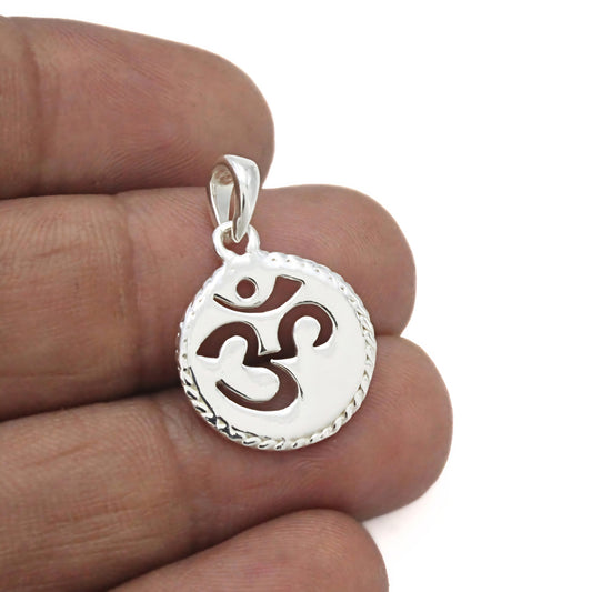 Divine Om Symbol 925 Sterling Silver Round Pendant