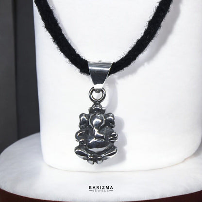 925 Sterling Silver Hindu Lord Ganesha Oxidized pendant Excellent gifting jewellery