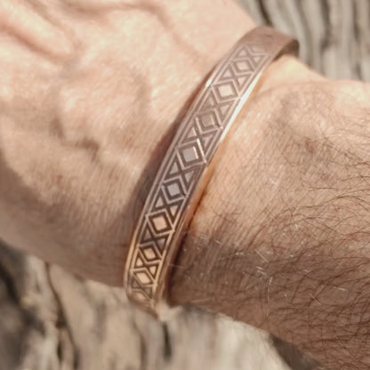 Geometric Diamond Pattern Engraved Copper Kada Bangle for Men