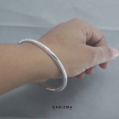 Jointless Solid Plain Round Silver Bangle kada