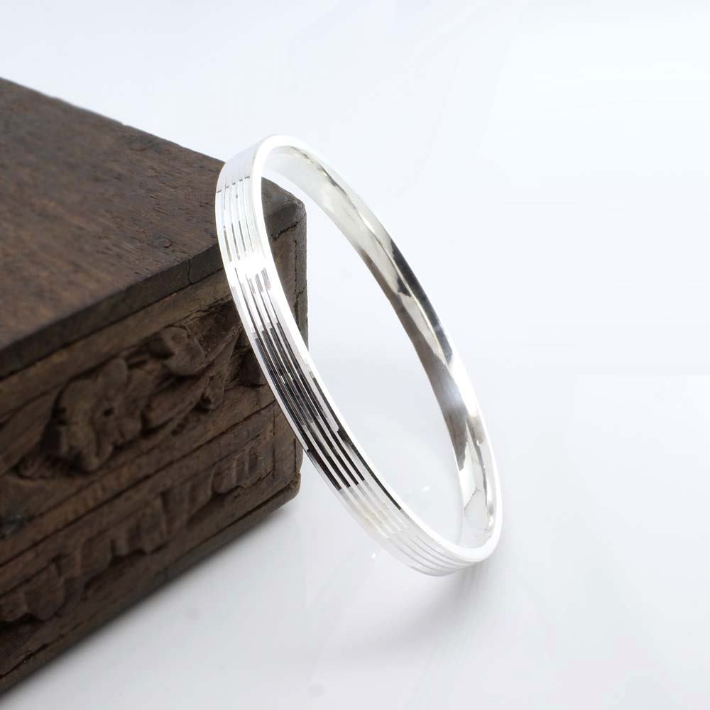 Solid Pure Silver Flat design Men's Bangle 6.6 CM Kada