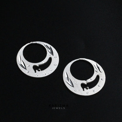 Unique trendy Real Sterling Silver Round Moon Shaped Nattiyan (Nanti) earring for Men
